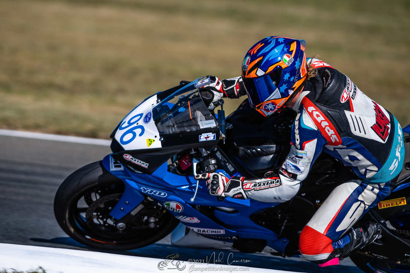 Luke MitchellLuke Mitchell