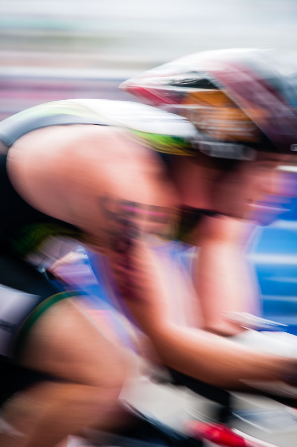 At speed, Noosa Triathlon 2006